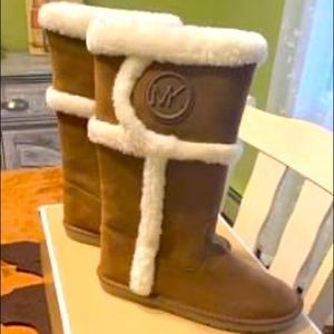 MK Girls Boots
